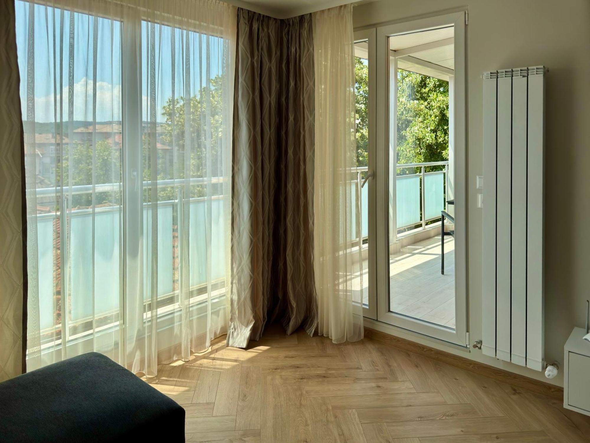 Parkview Luxury In City Center 8 大特尔诺沃 外观 照片