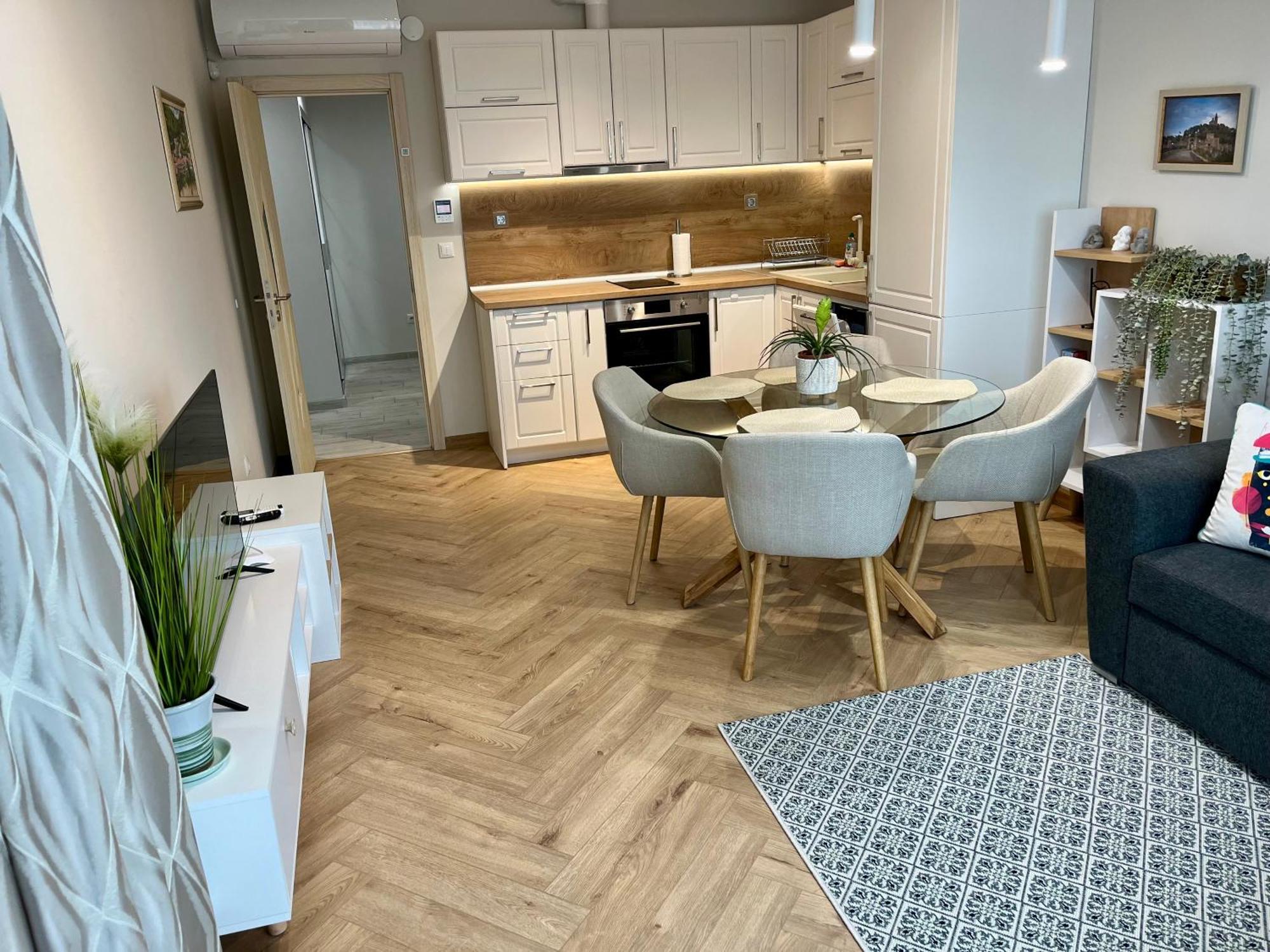 Parkview Luxury In City Center 8 大特尔诺沃 外观 照片